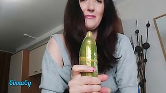 Creamy Cunt Squirts After Fisting